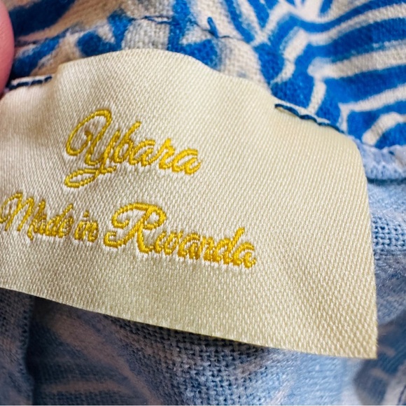 Ybara Women Blue and White Patterned Hawaiian Adjustable Back Bow Top Fits M-XL - Picture 9 of 11